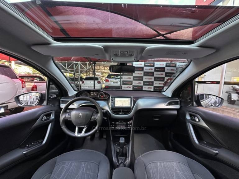 PEUGEOT - 208 - 2014/2014 - Cinza - R$ 48.900,00