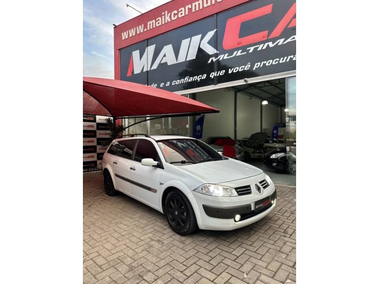 RENAULT - MÉGANE - 2011/2011 - Branca - R$ 35.900,00