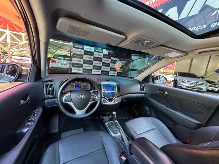 HYUNDAI - I30 - 2011/2011 - Preta - R$ 50.900,00