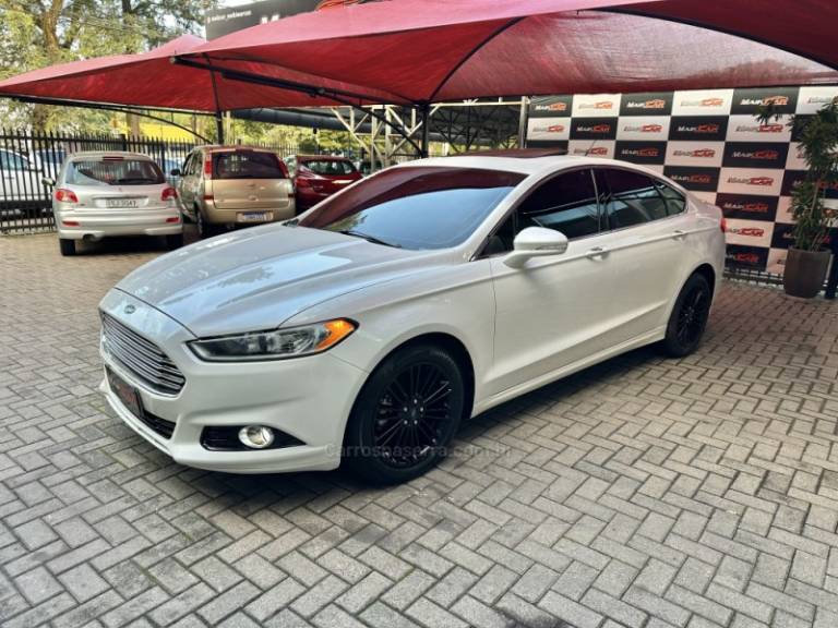 FORD - FUSION - 2014/2014 - Branca - R$ 80.900,00