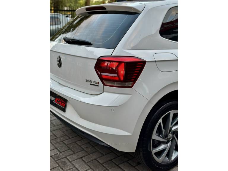 VOLKSWAGEN - POLO - 2020/2020 - Branca - R$ 87.900,00